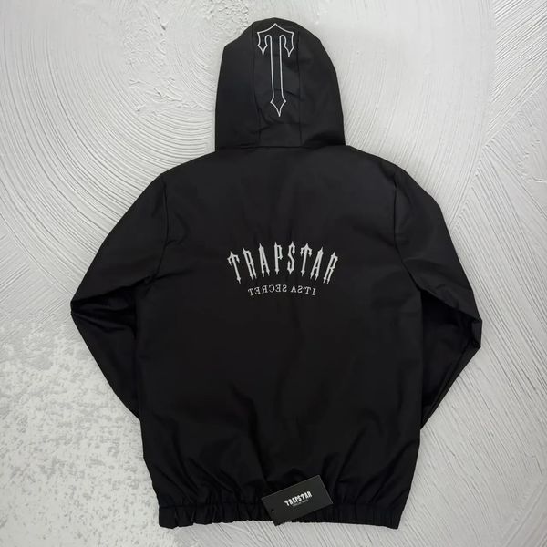 Вітрівка куртка чоловіча TRAPSTAR чорна весняна осіння легка водовідштовхуюча M 2486693817 фото