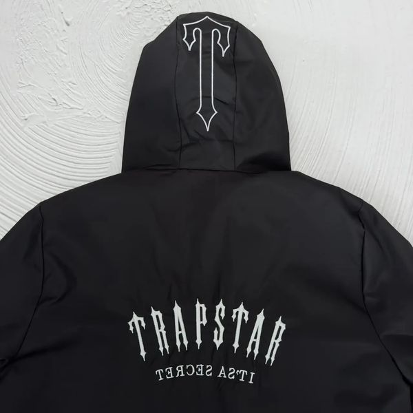 Вітрівка куртка чоловіча TRAPSTAR чорна весняна осіння легка водовідштовхуюча M 2486693817 фото
