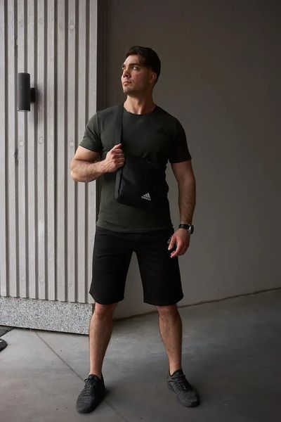 Спортивний комплект чоловічий Adidas хакі футболка+чорні шорти+барсетка костюм літній адідас повсякденний XL 2656609230 фото