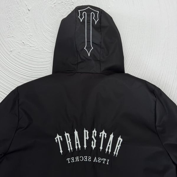 Вітрівка куртка чоловіча TRAPSTAR чорна весняна осіння легка водовідштовхуюча 2468131788 фото