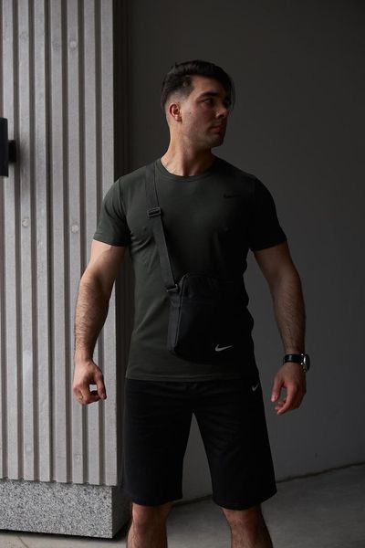 Спортивный комплект мужской Nike футболка хаки+ шорты черные + барсетка костюм летний найк повседневный 2655165202 фото