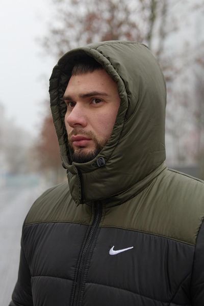 Куртка зимова Чоловіча Найк Пуховик тепла однотонна базова з капюшоном хакі-чорна 1996373759 фото