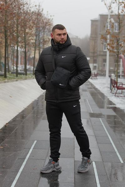 Куртка зимова Чоловіча Найк Пуховик комплект брюки з тринитки утеплені чорні + Барсетка та рукавички 2400533777 фото